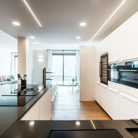 Luxury Lake View Carate Urio