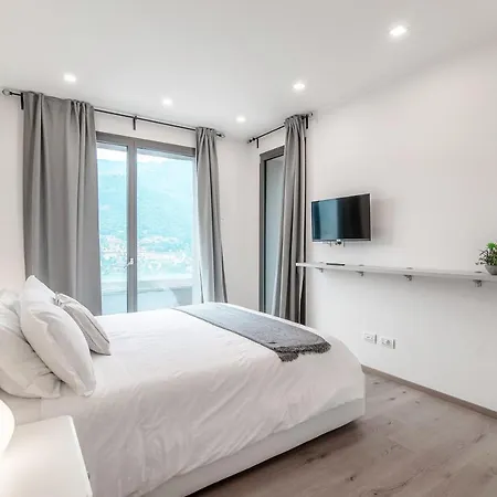 Luxury Lake View Carate Urio