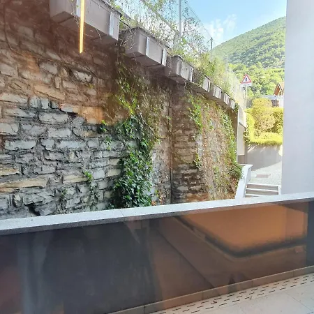 Luxury Lake View *