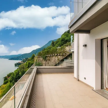 Luxury Lake View