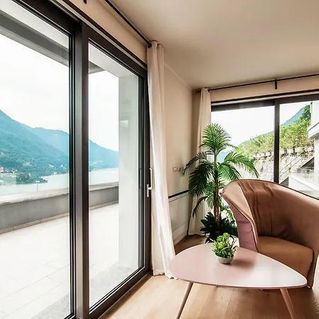 Luxury Lake View Lejlighed Carate Urio